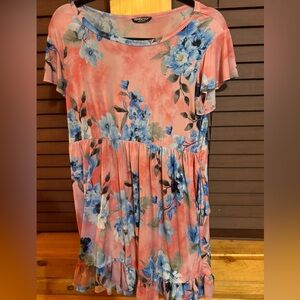 Beautiful floral midi Dress